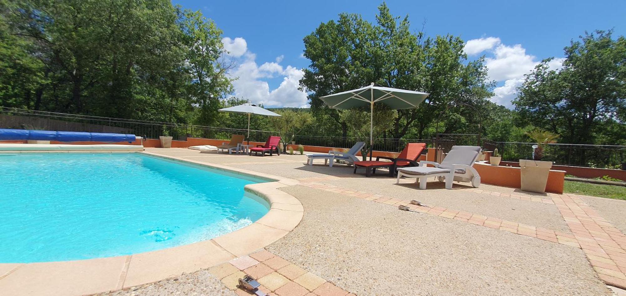 Maison Familiale Avec Piscine Et Boulodrome Dans Le Luberon Villa Caseneuve Exterior photo