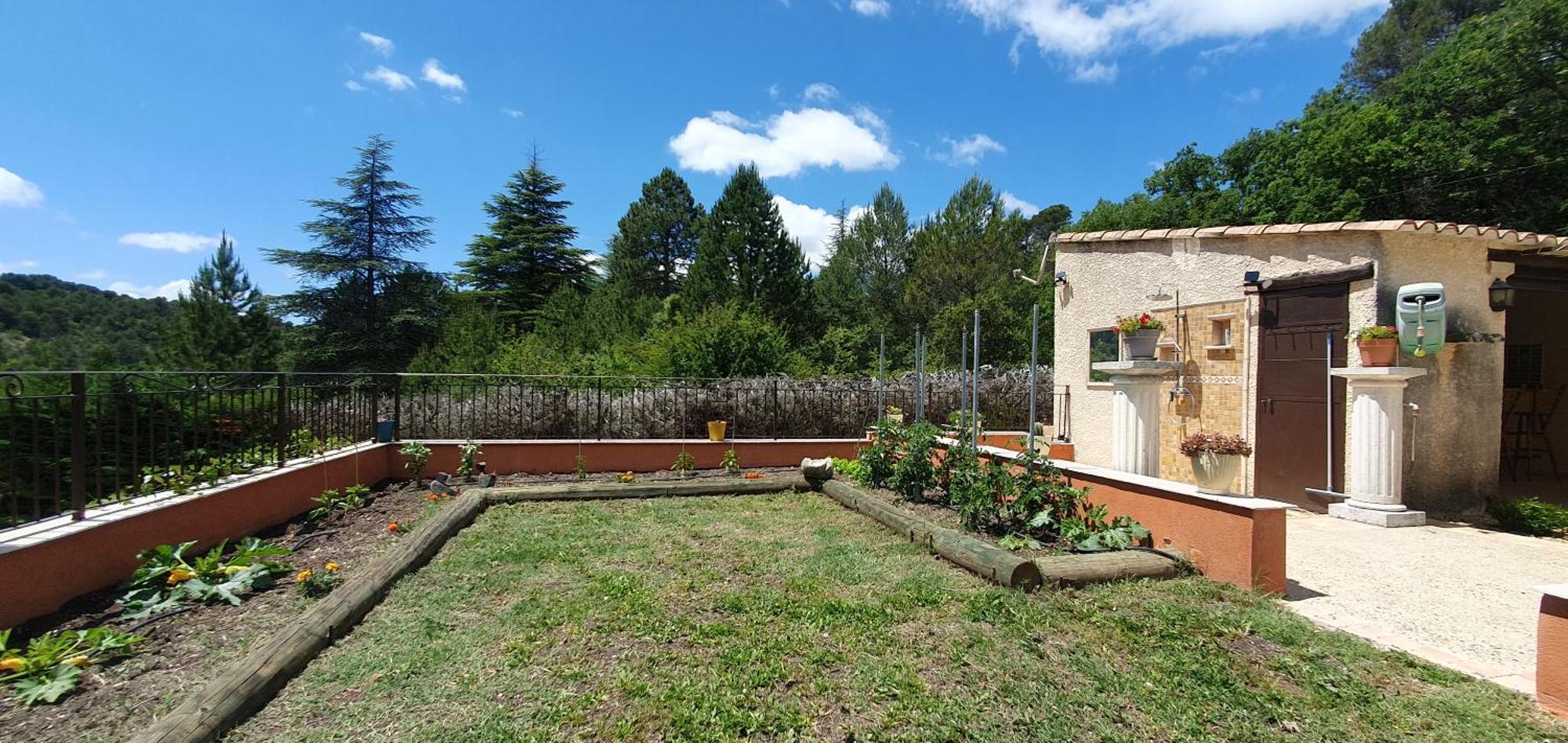 Maison Familiale Avec Piscine Et Boulodrome Dans Le Luberon Villa Caseneuve Exterior photo